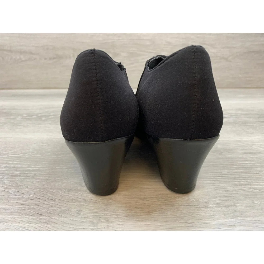 Munro American Women's Black Fabric Ankle Booties Side Zip Block Heel Size 5.5